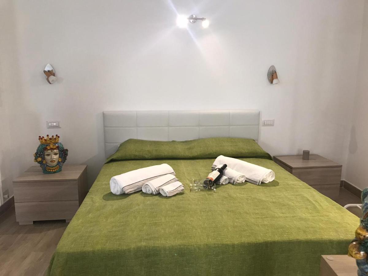 Casa Vacanza Cundari Castelmola Luaran gambar